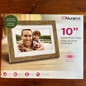 Digital picture frame